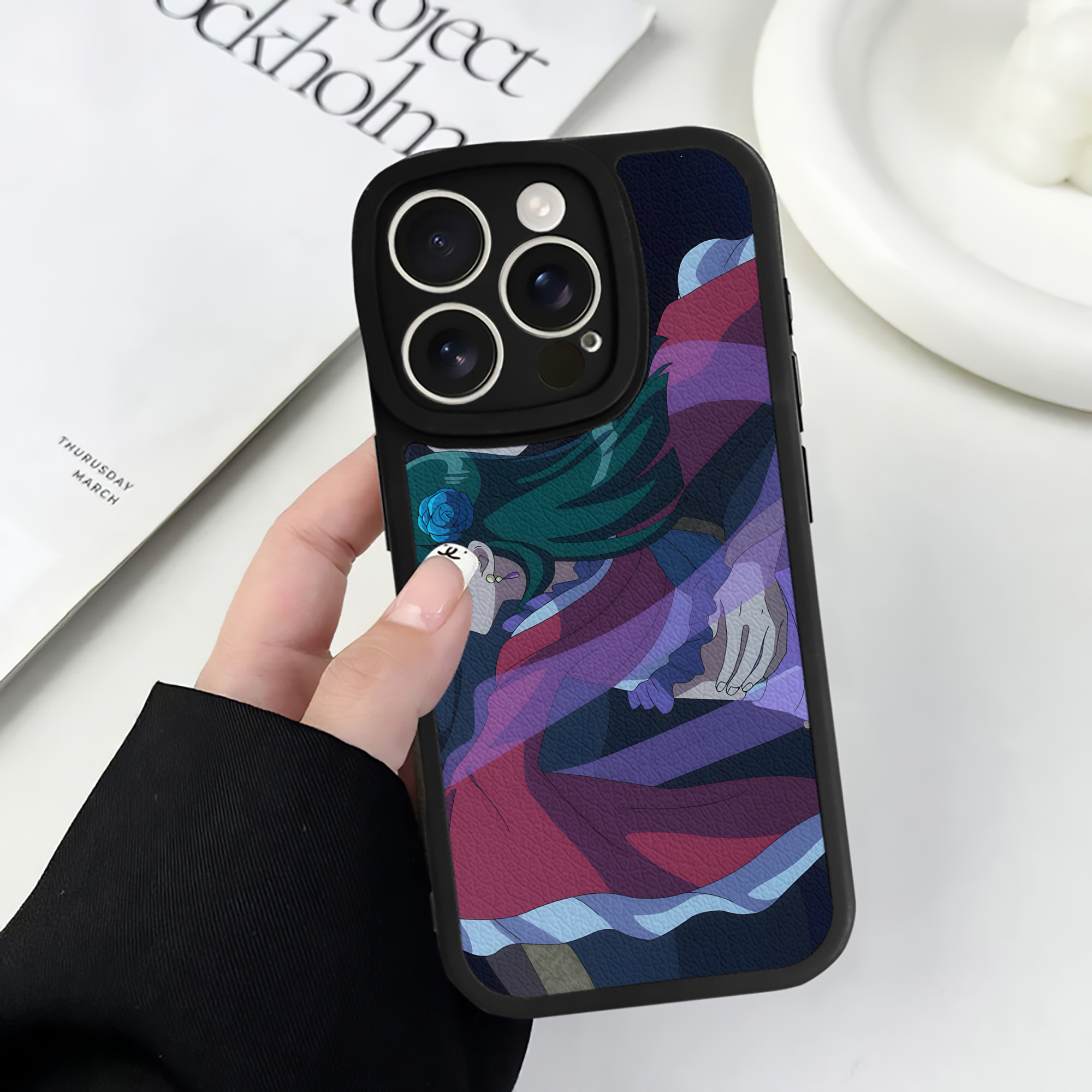 薬屋のひとりごと The Apothecary Diaries 【iPhone 16シリーズ対応】シリコンスマホケース（レザー調） 材質：シリコン